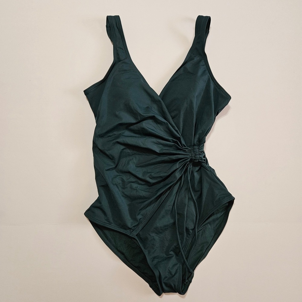 Quayside Womens Ruched Wrap One Piece Swimsuit Tummy Control Green USA 6 Q71140